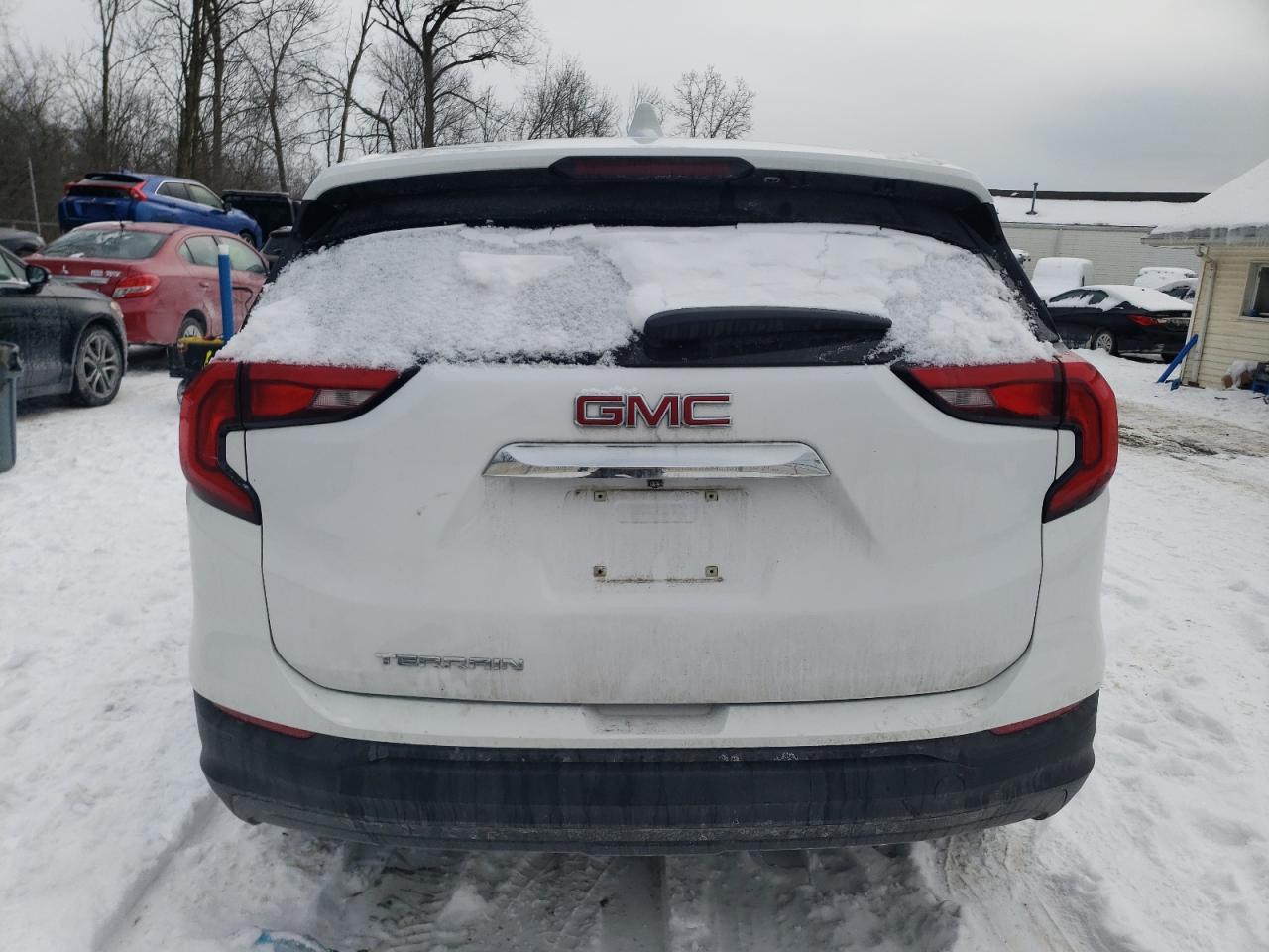 2018 GMC Terrain - Image 6