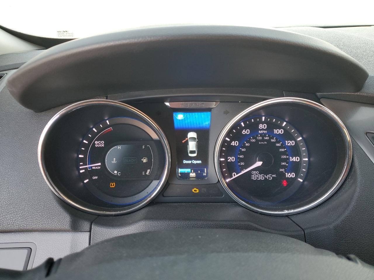 2015 Hyundai Sonata - Image 9