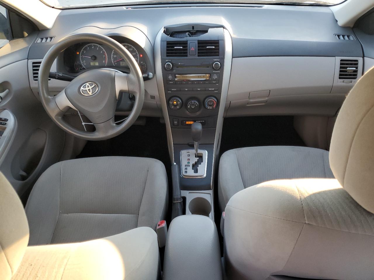 2010 Toyota Corolla - Image 8