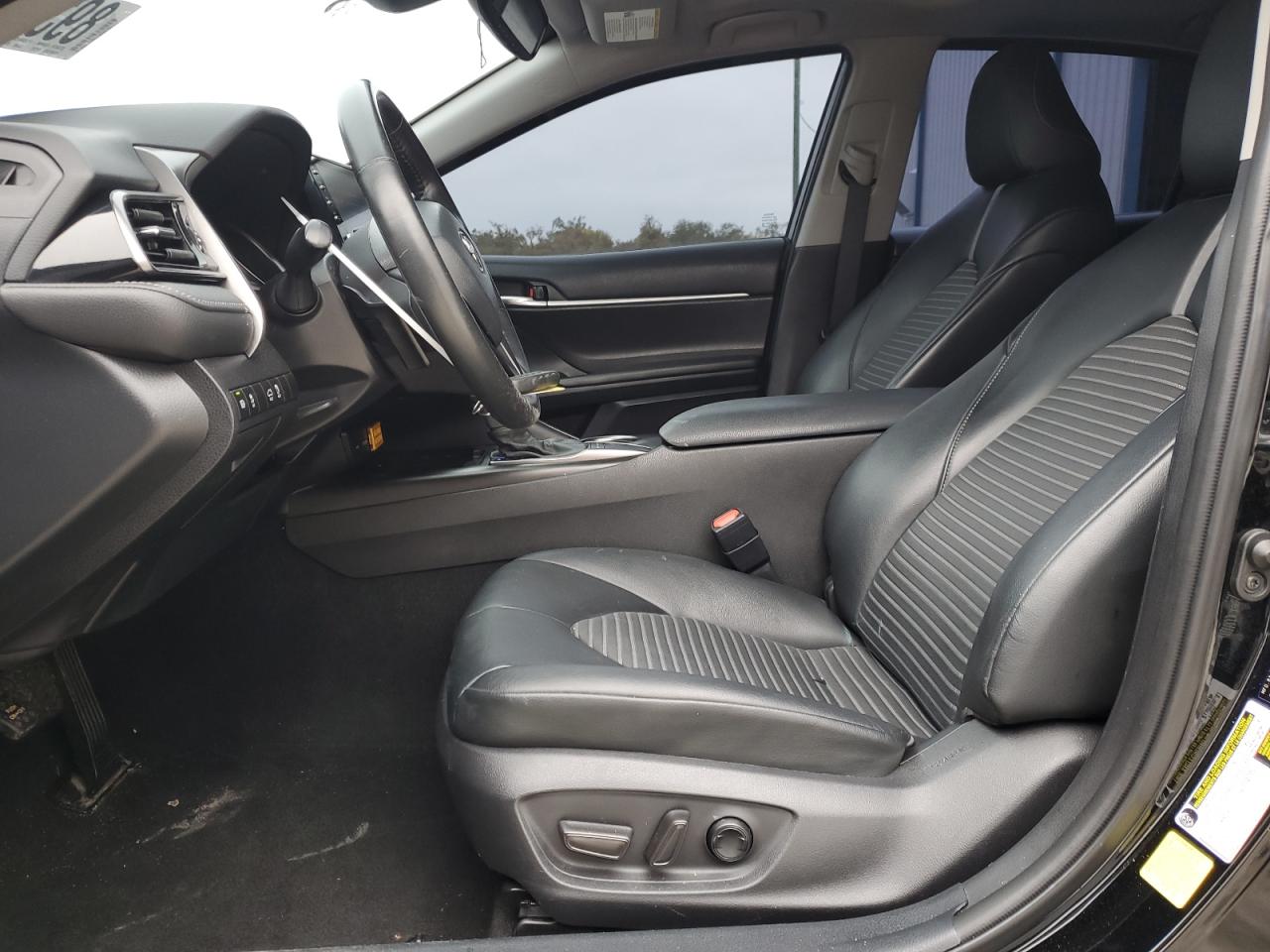 2022 Toyota Camry - Image 7
