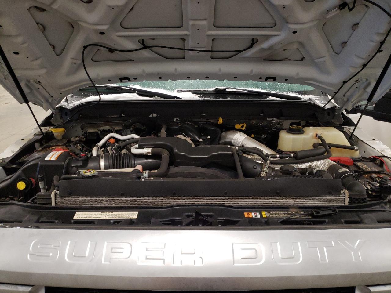 2016 Ford F350 - Image 11