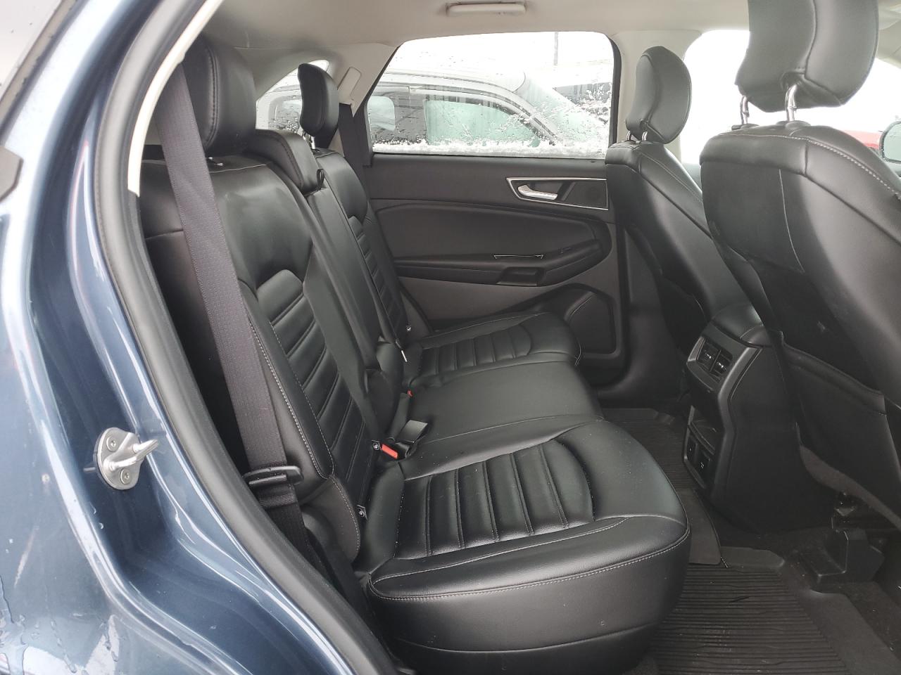 2019 Ford Edge - Image 11