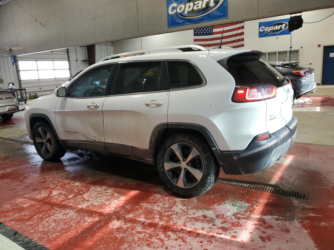 2019 Jeep Grand Cherokee - Image 2