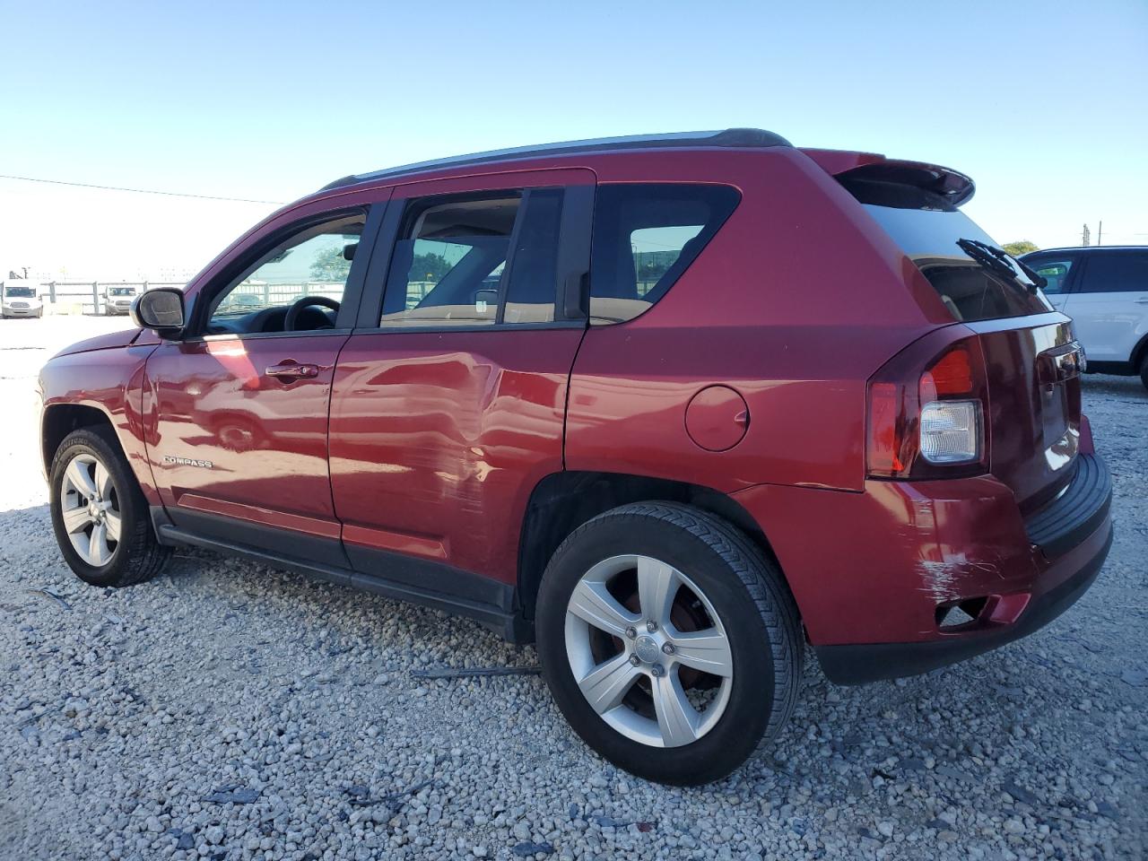 VIN 1C4NJCBA7ED690808 2014 JEEP COMPASS no.2