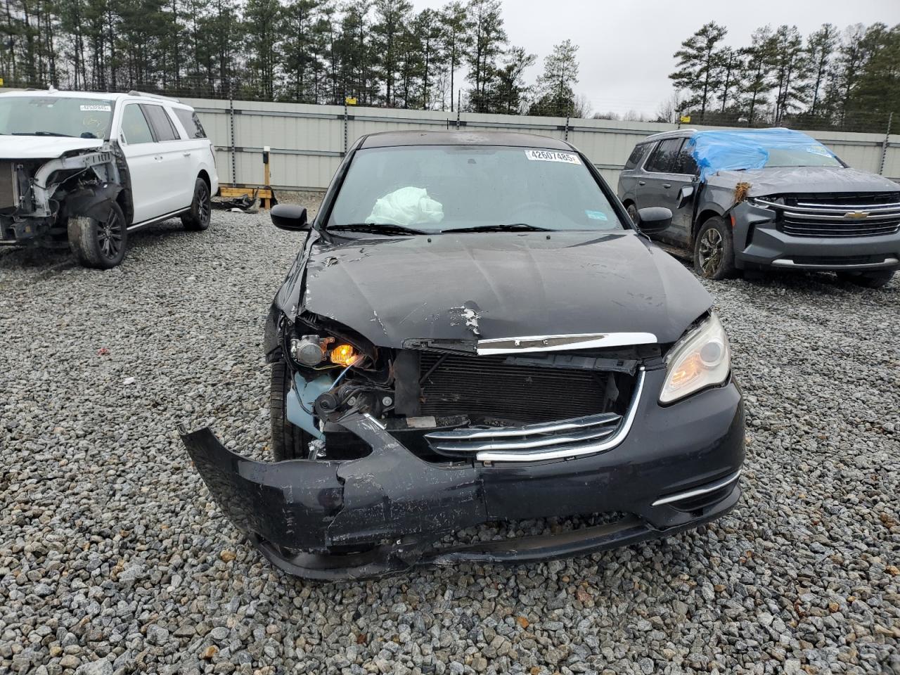 2013 Chrysler 200 - Image 5