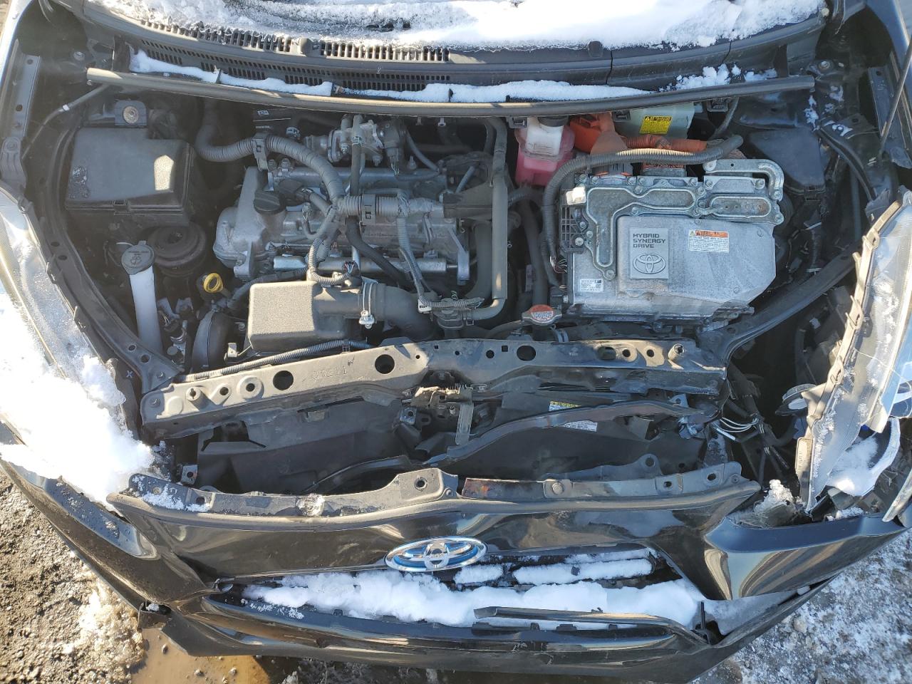 2016 Toyota Prius - Image 14