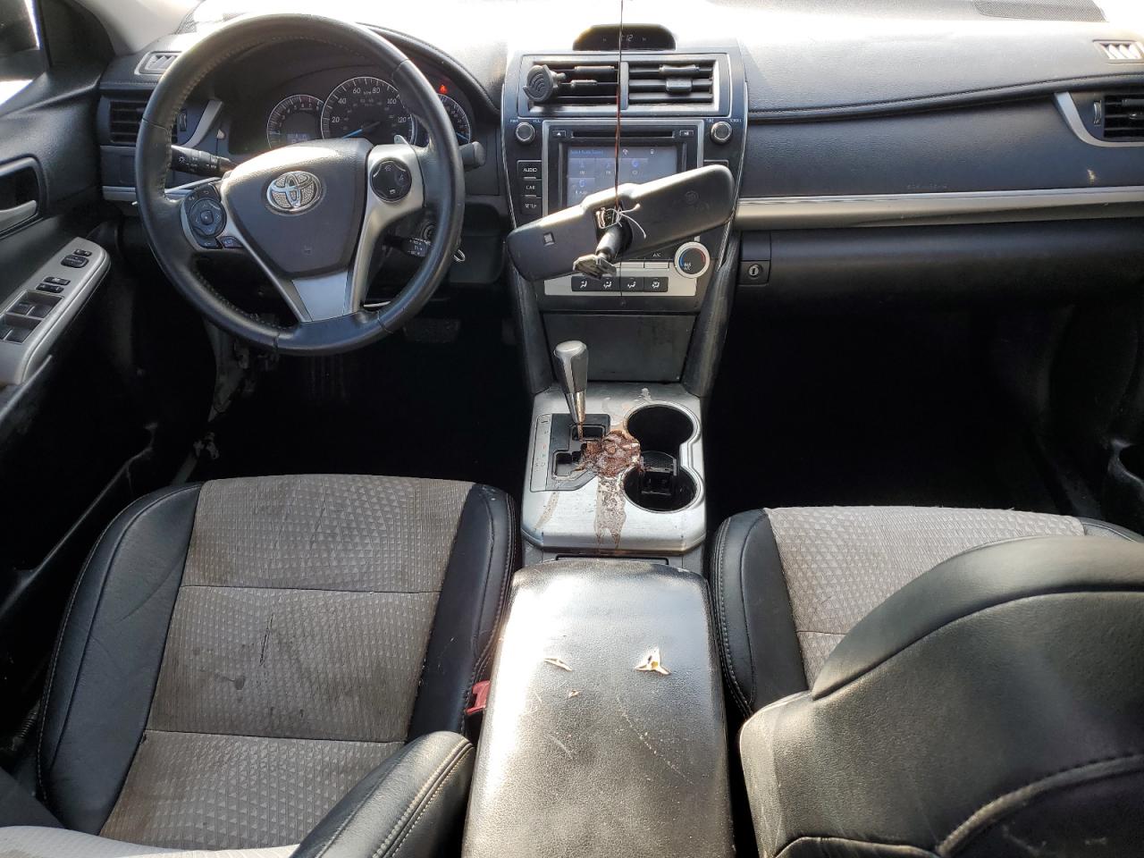 2014 Toyota Camry - Image 8