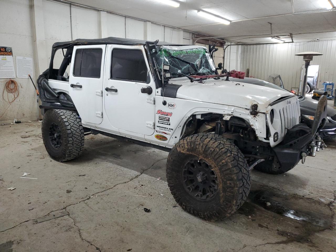2015 Jeep Wrangler - Image 4