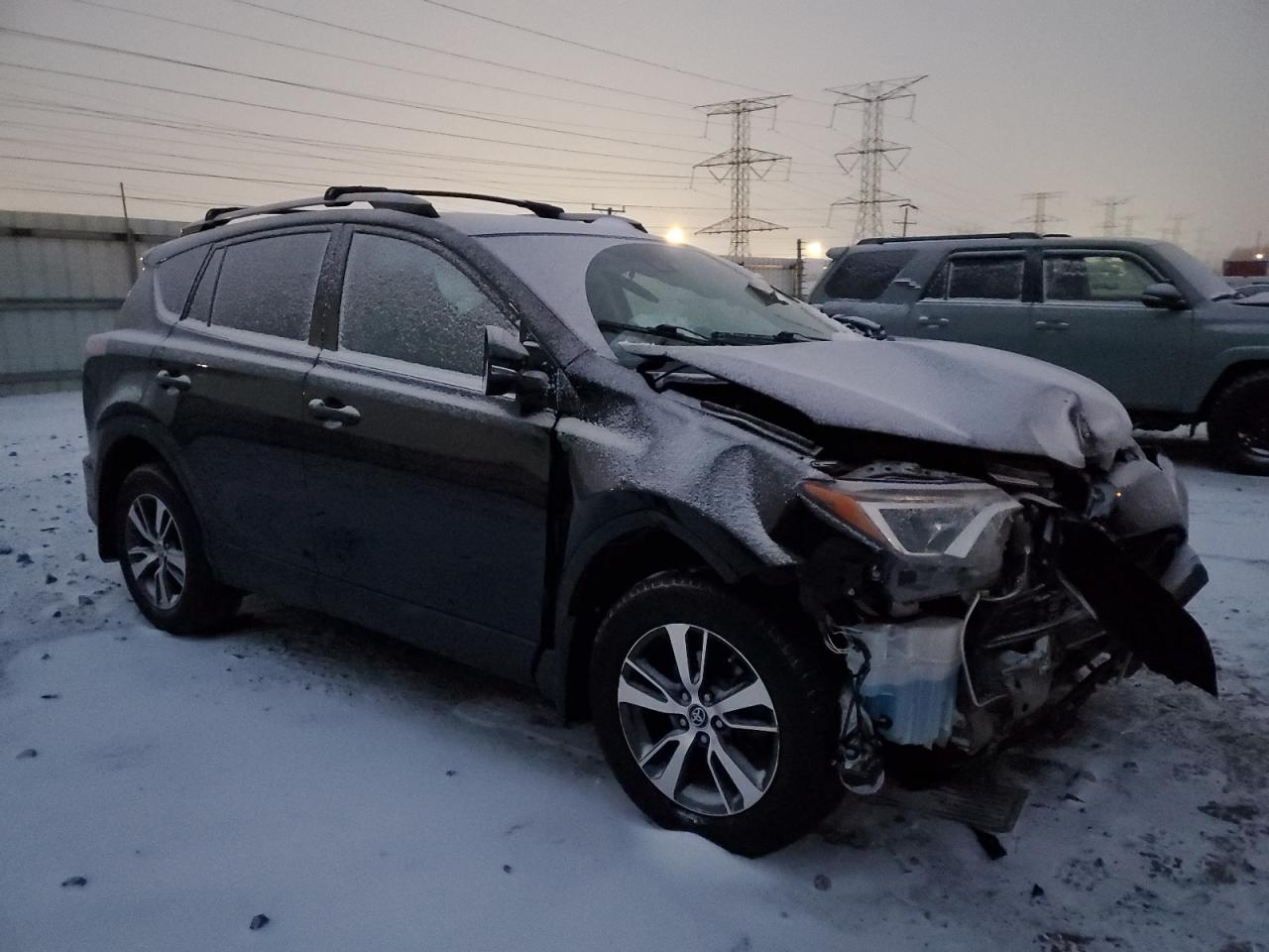 2018 Toyota RAV 4 - Image 4