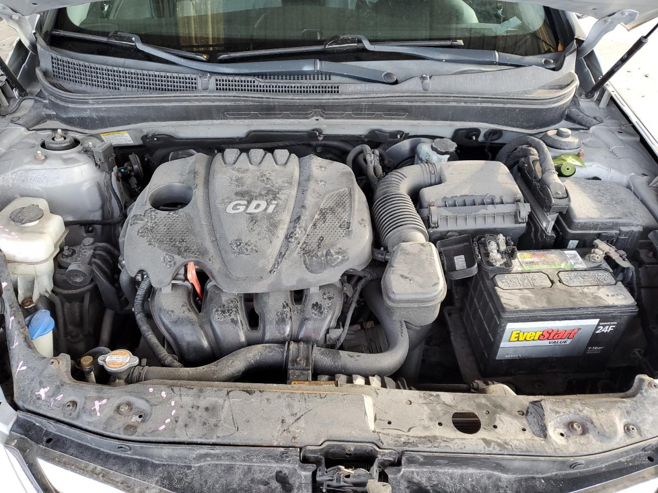 2012 Hyundai Sonata - Image 11