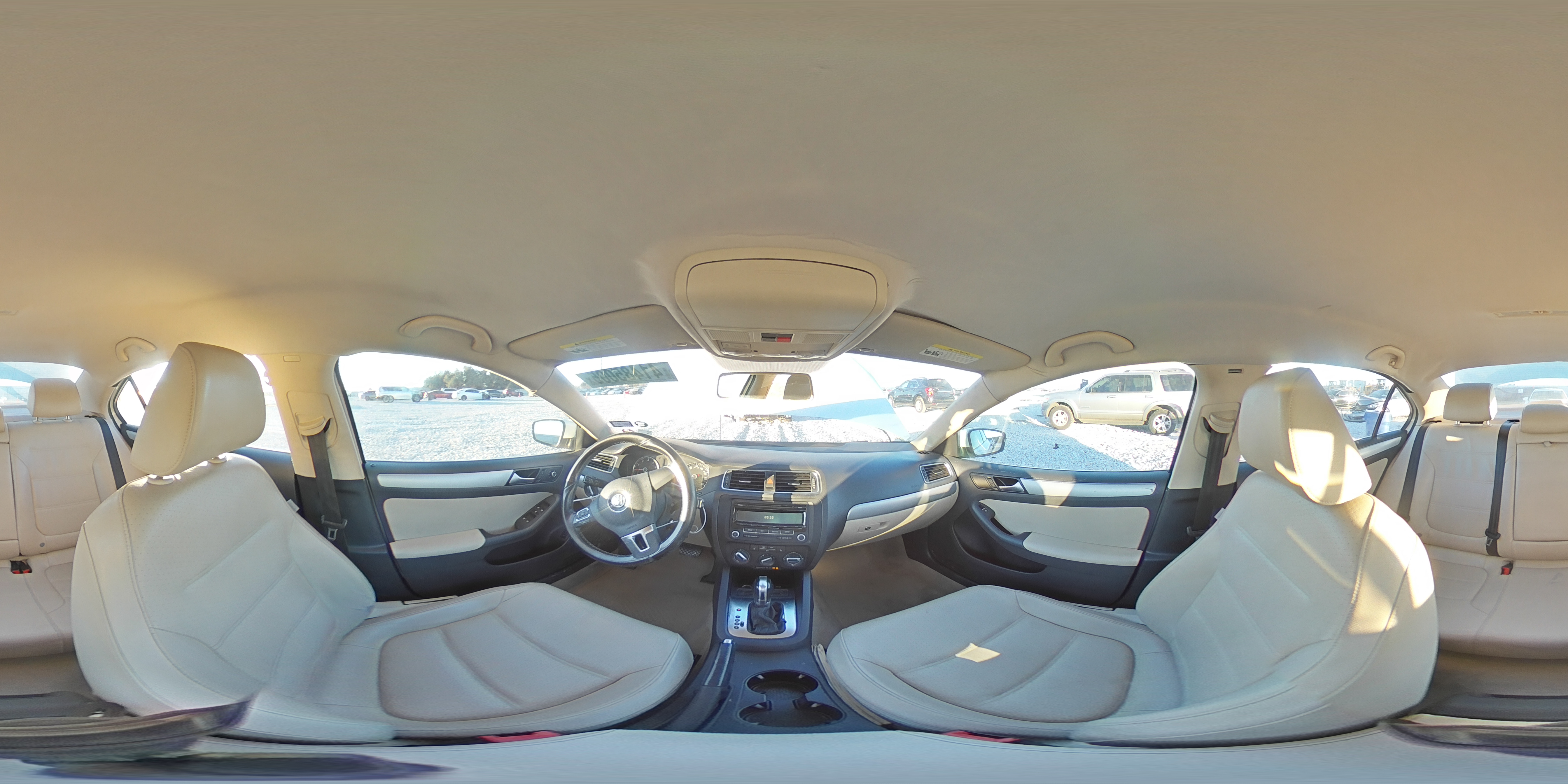 2014 Volkswagen Jetta - Image 13