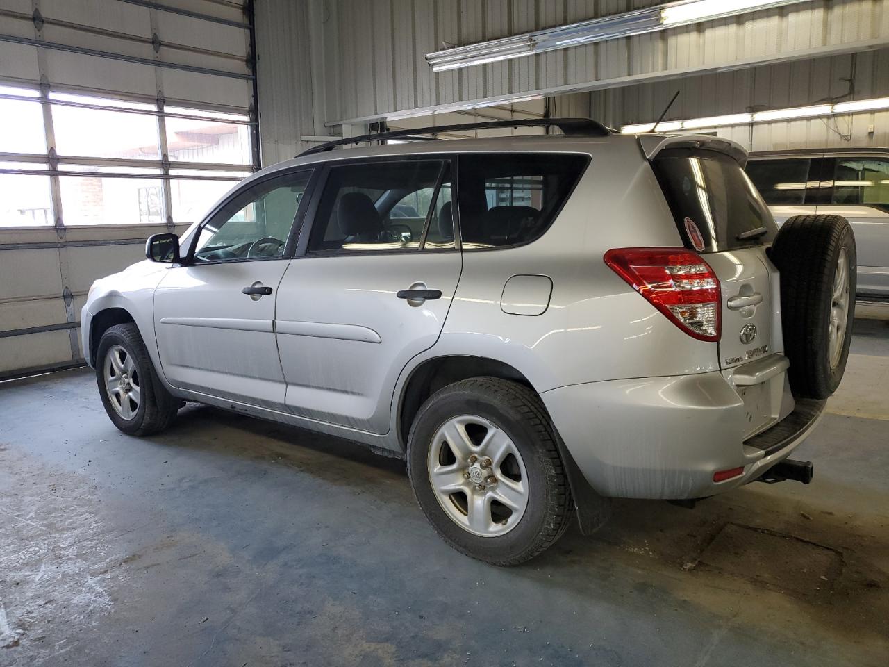 2010 Toyota RAV 4 - Image 2