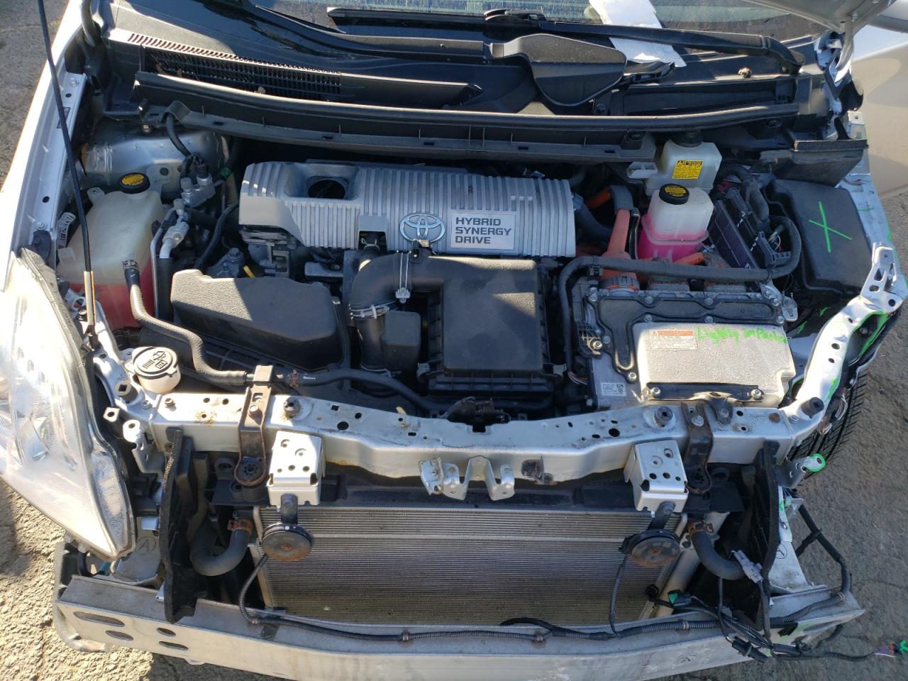 2012 Toyota Prius - Image 11