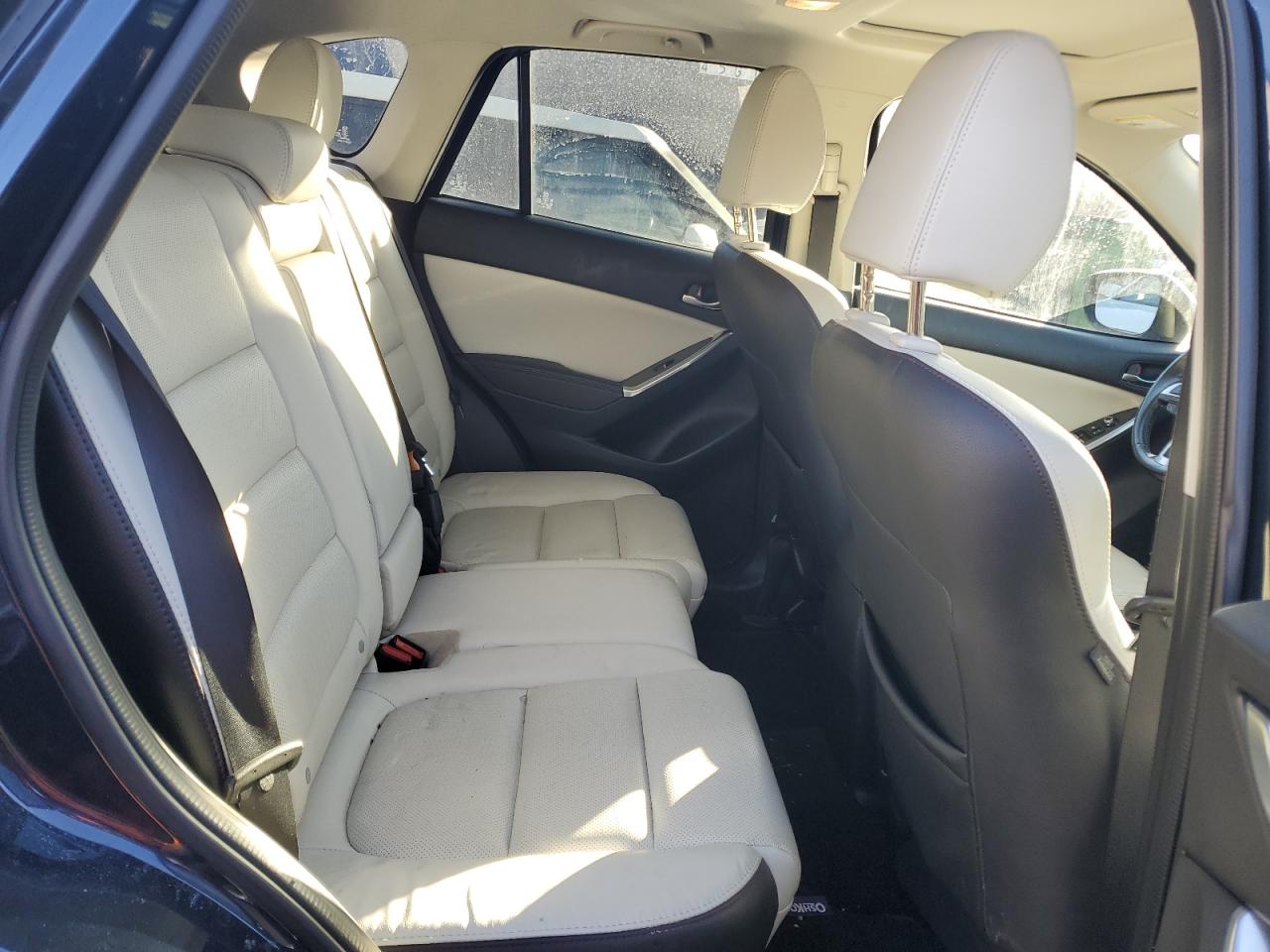 2016 Mazda CX-5 - Image 11