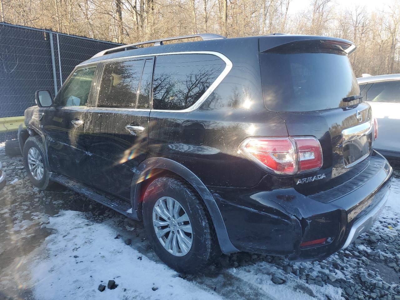 2018 Nissan Armada - Image 2