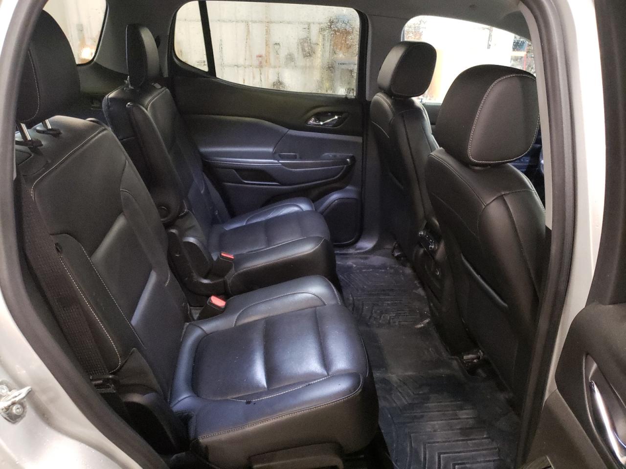 2018 GMC Acadia - Image 11