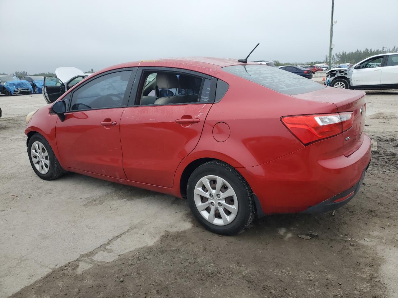 2013 Kia Rio - Image 2