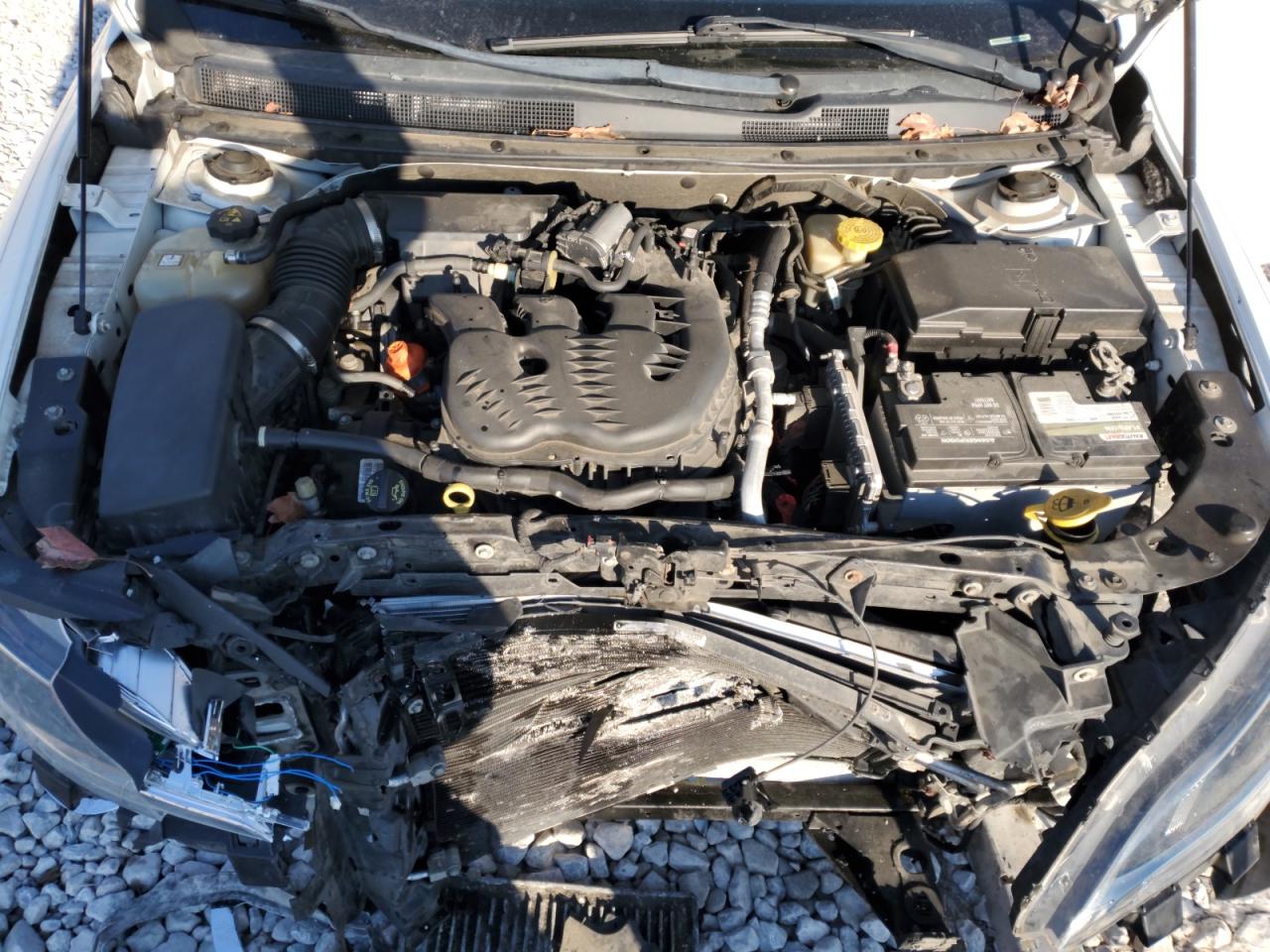 2015 Chrysler 200 - Image 12