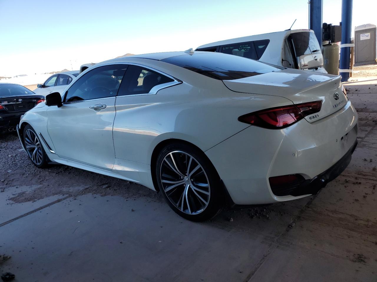 2019 Infiniti Q60 - Image 2