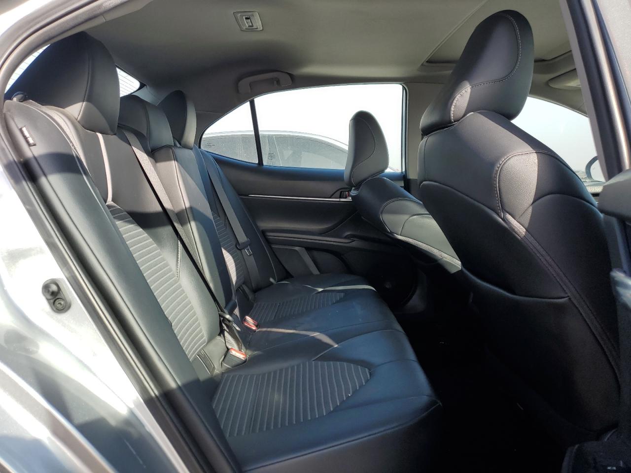 2020 Toyota Camry - Image 10