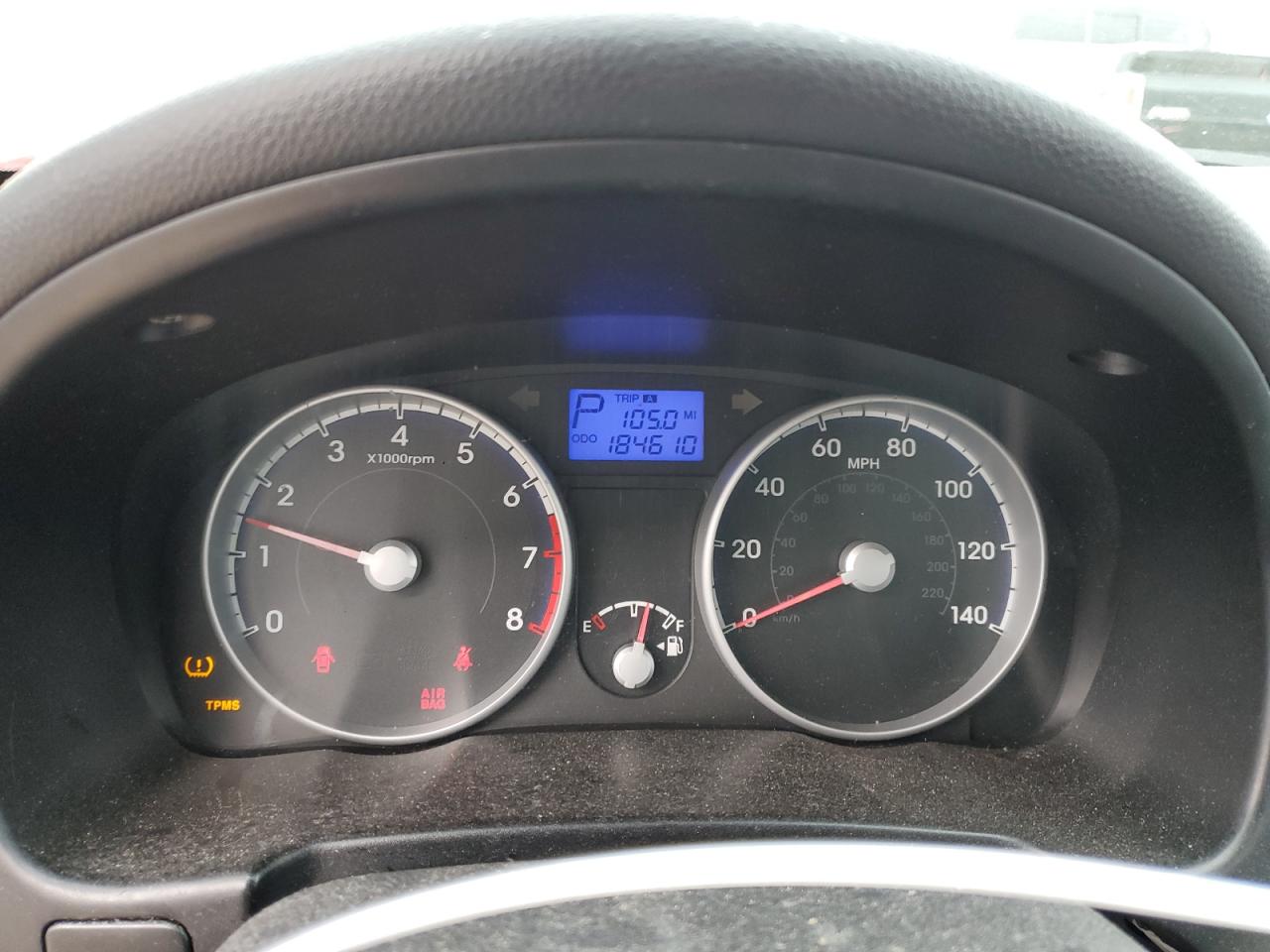 2011 Hyundai Accent - Image 9