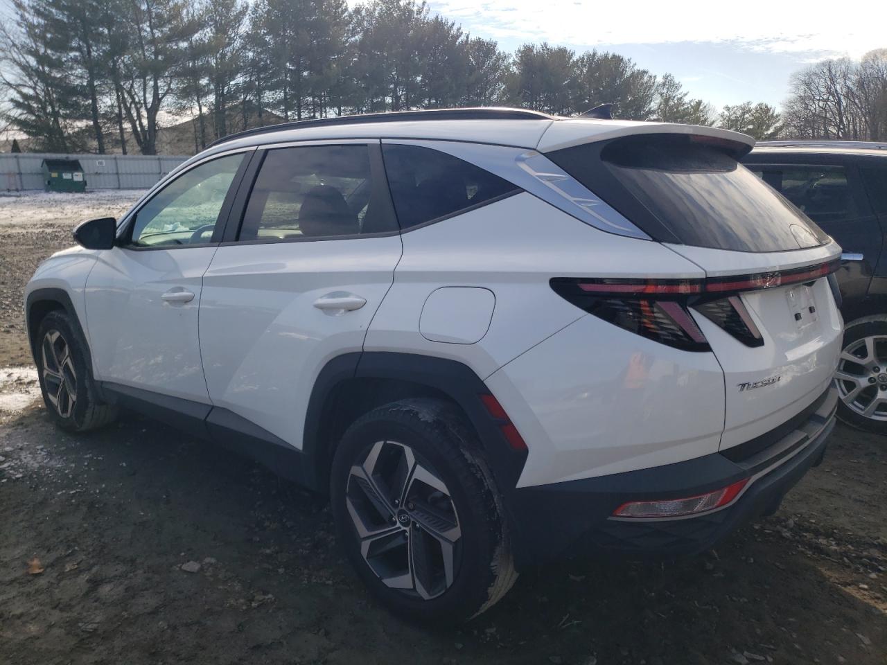 2022 Hyundai Tucson - Image 2
