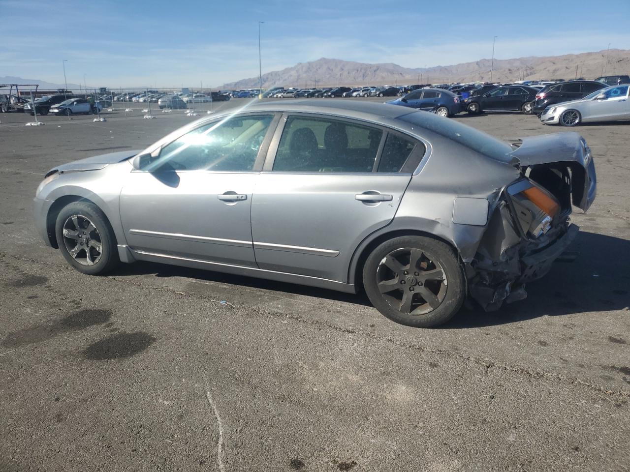 2007 Nissan Altima - Image 2