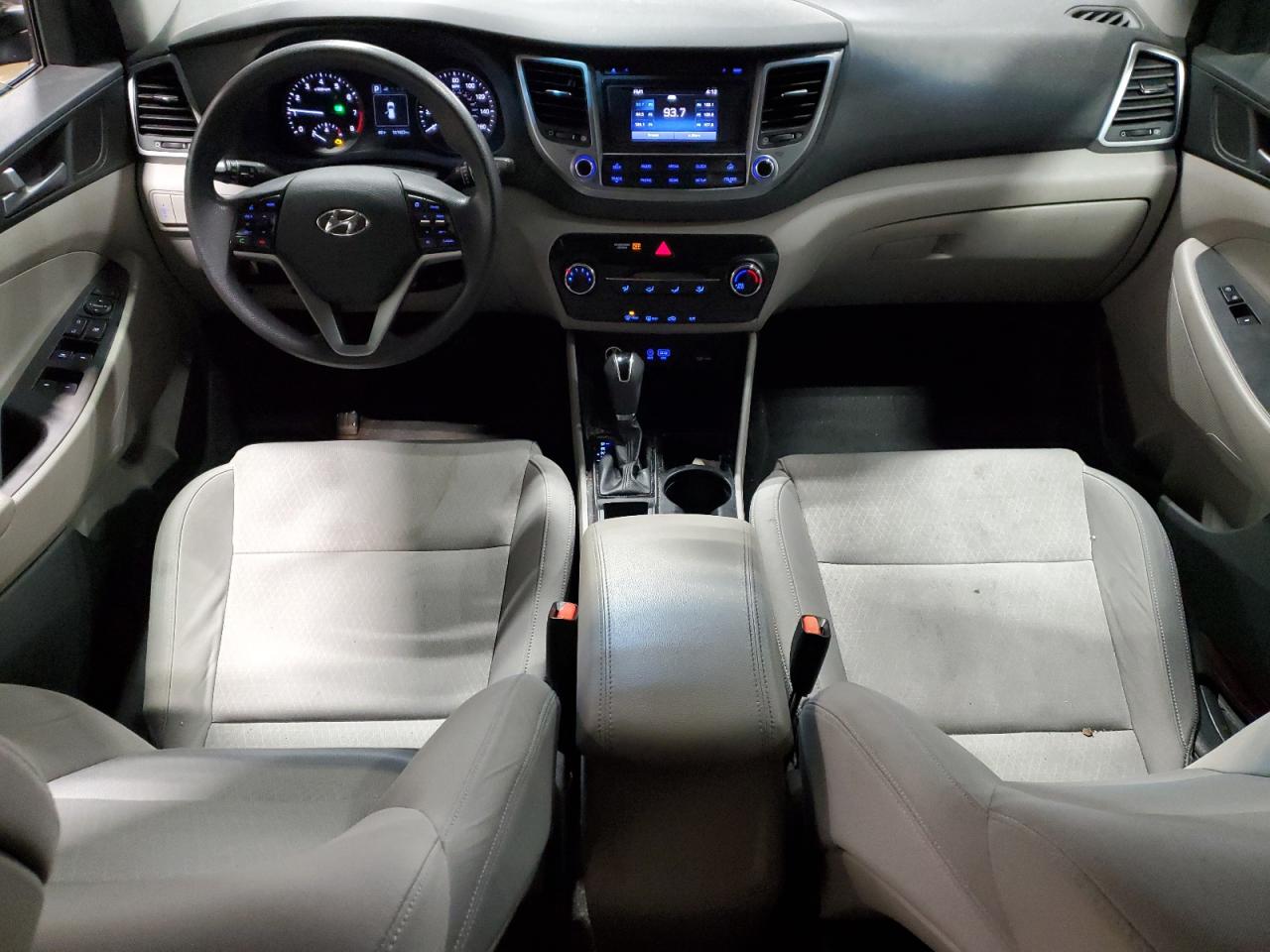 2017 Hyundai Tucson - Image 8