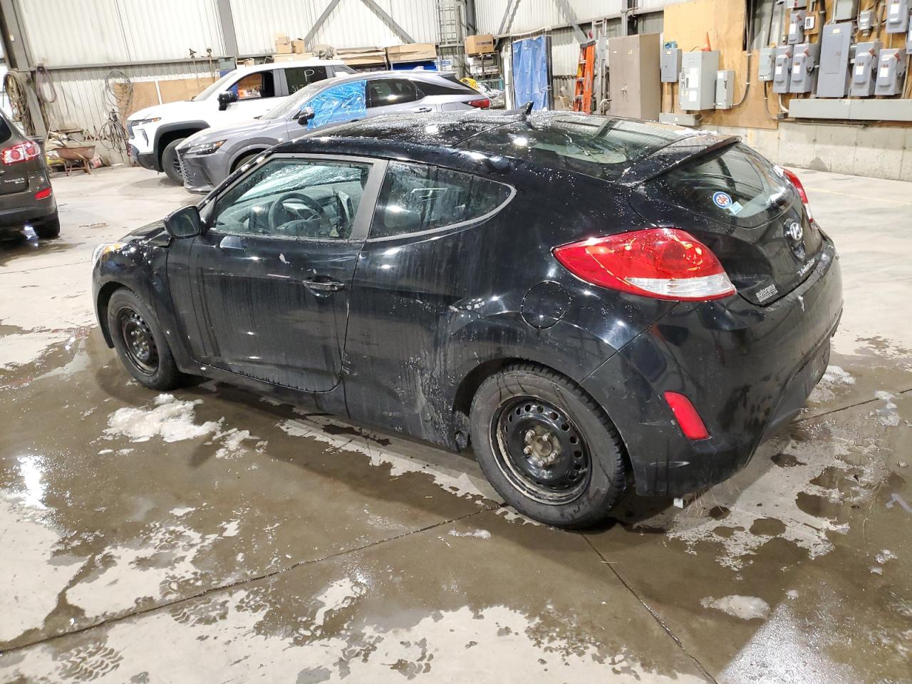 2016 Hyundai Veloster - Image 2
