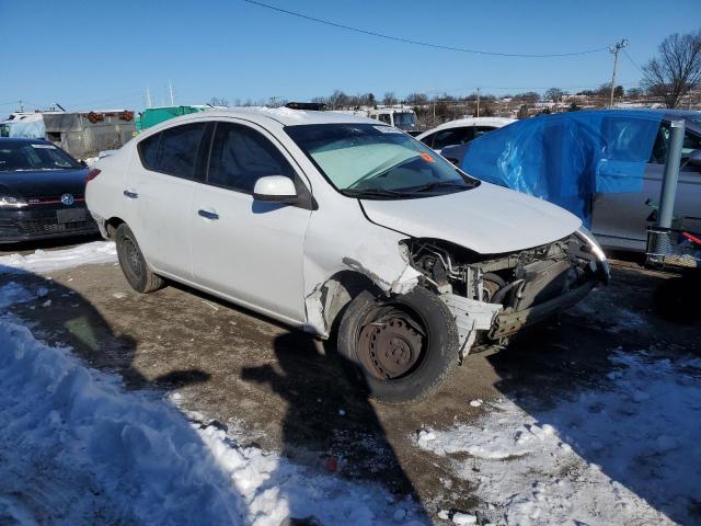  NISSAN VERSA 2014 Білий