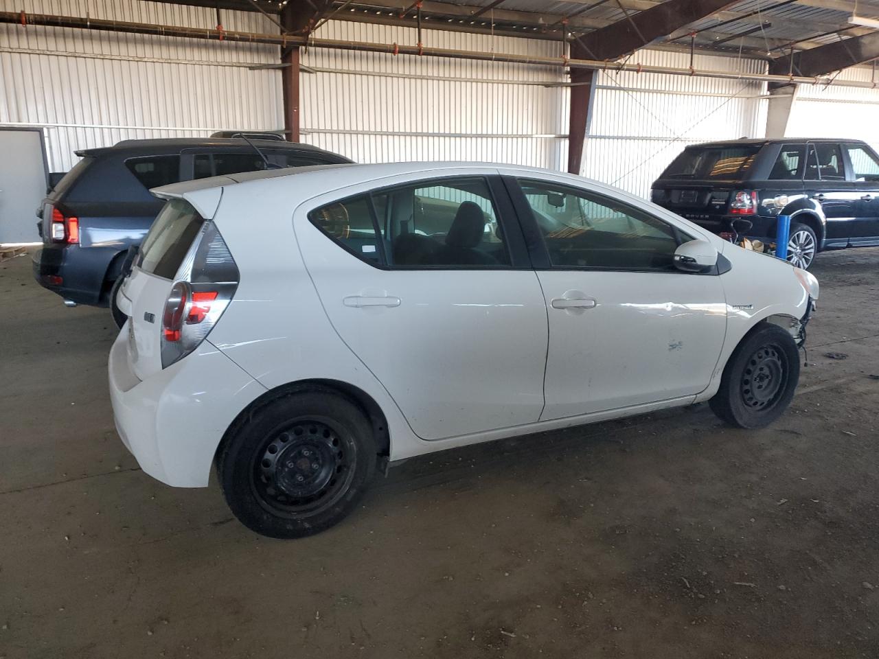 2014 Toyota Prius - Image 3