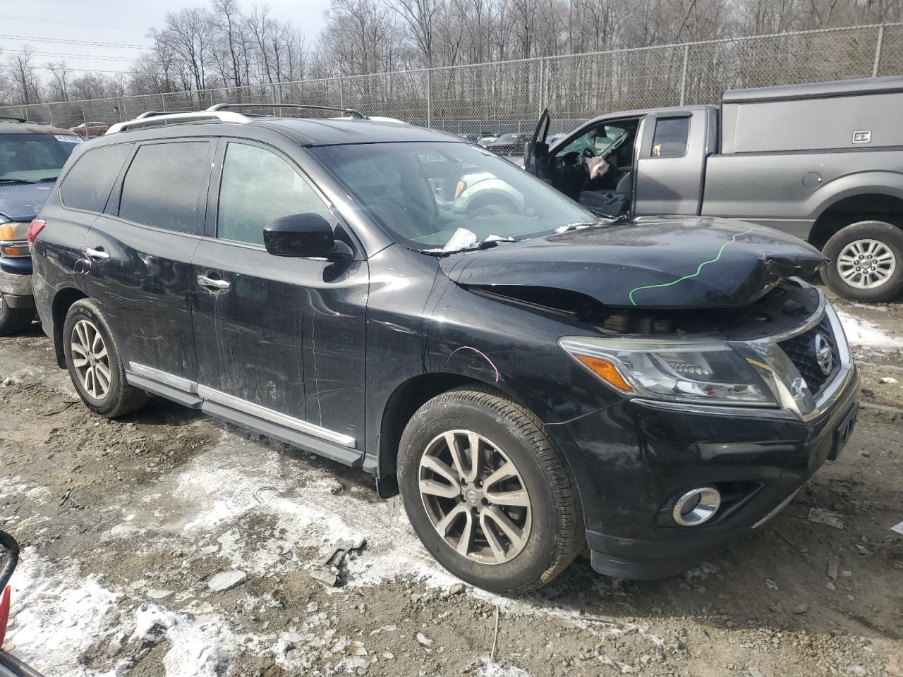 2014 Nissan Pathfinder - Image 4