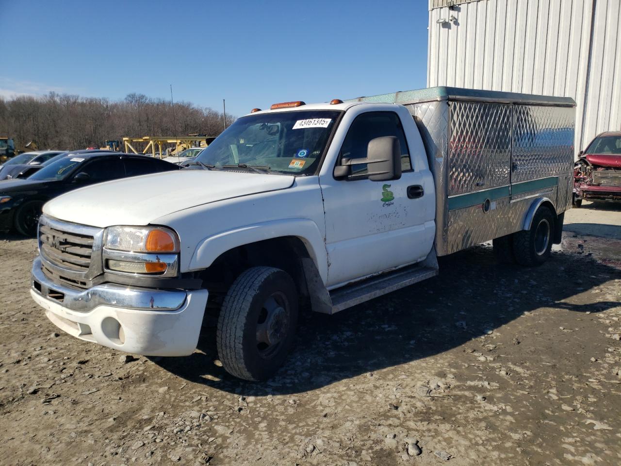 2005 GMC Sierra - Image 1