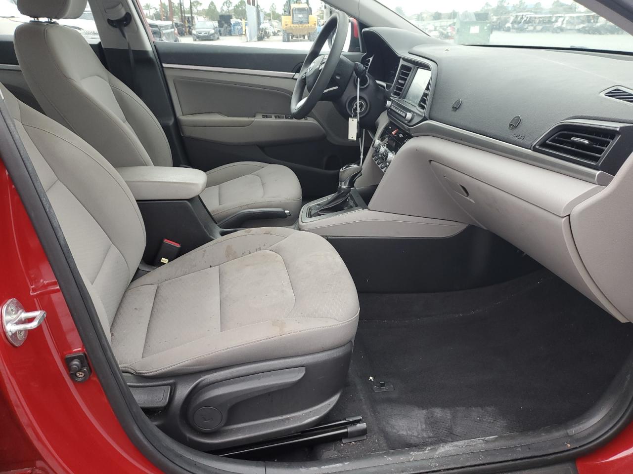 2020 Hyundai Elantra - Image 7