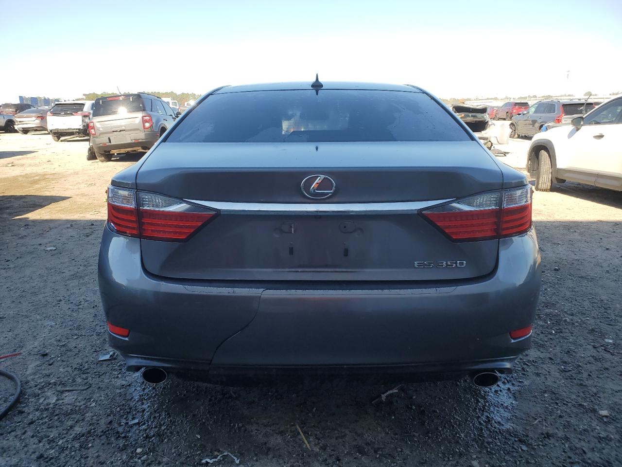 2013 Lexus ES - Image 6