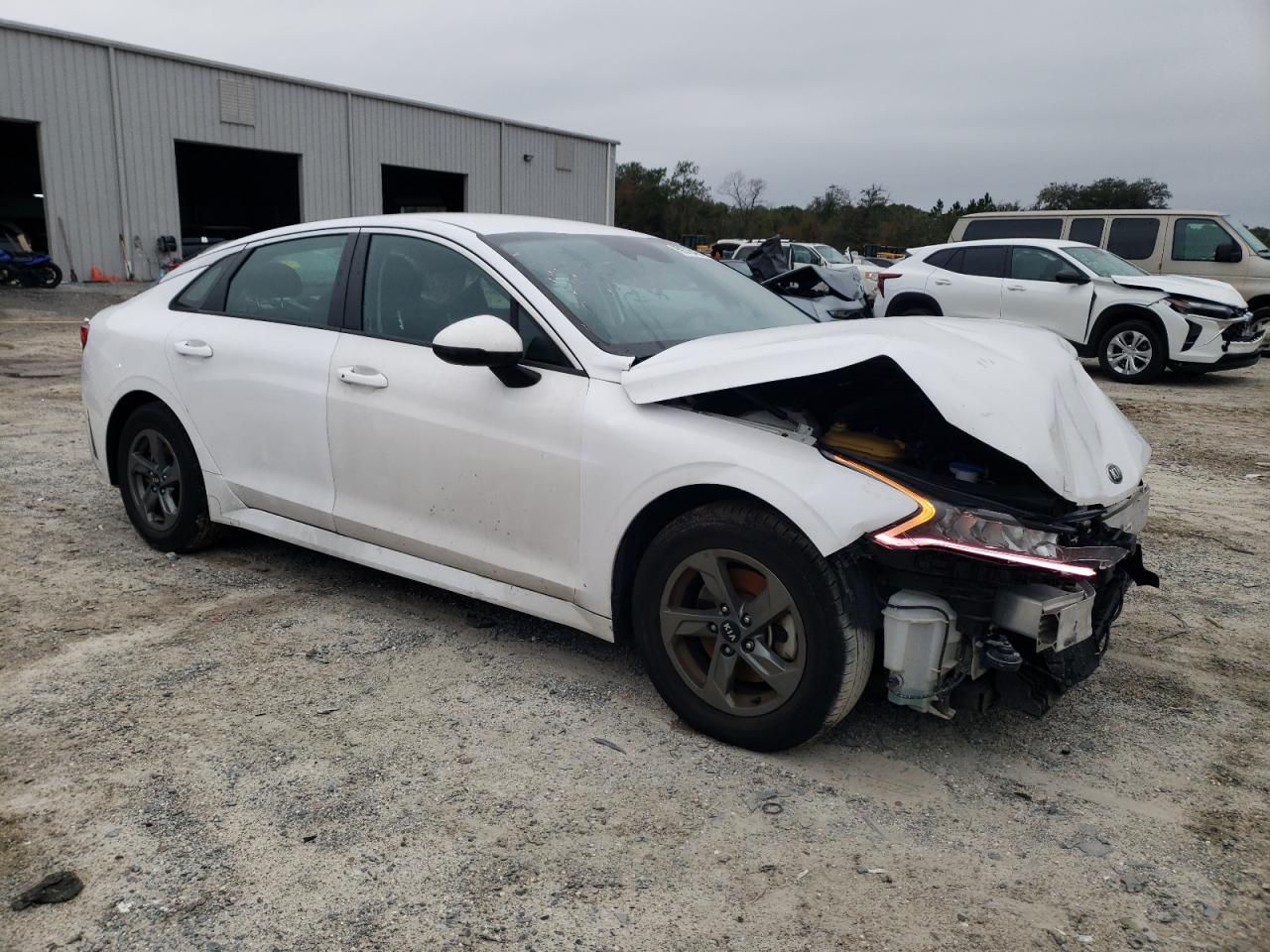2021 Kia K5 - Image 4