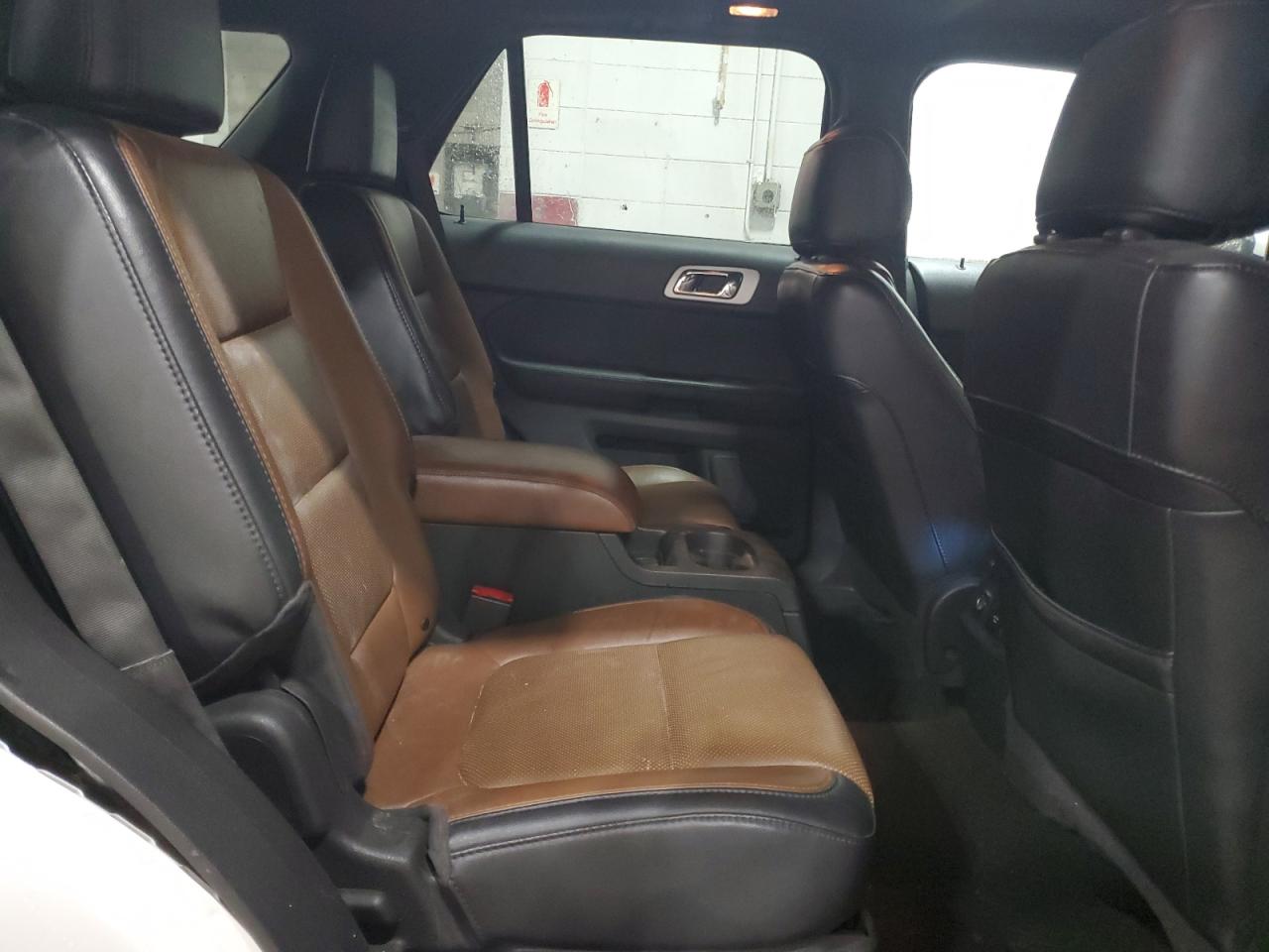 2012 Ford Explorer - Image 11