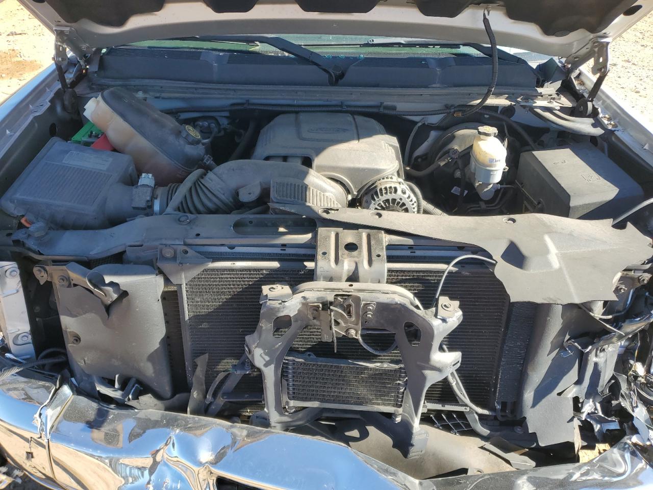 2012 Chevrolet Silverado - Image 11