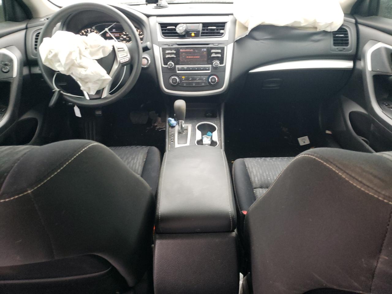 2018 Nissan Altima - Image 8