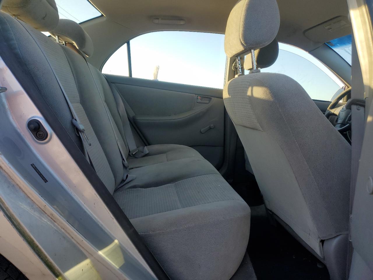 2006 Toyota Corolla - Image 10