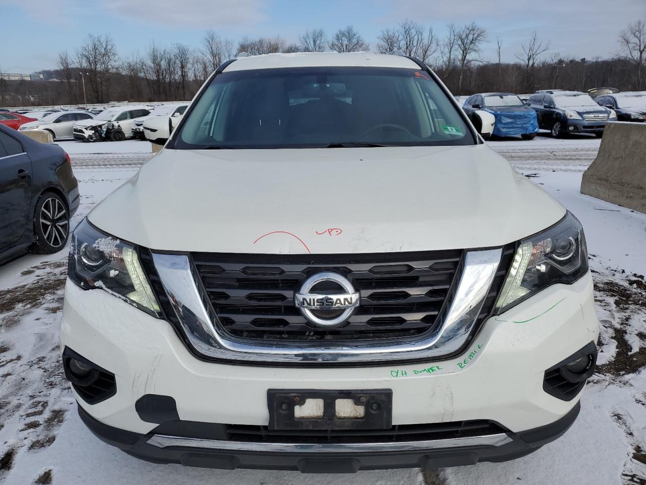 2018 Nissan Pathfinder - Image 5