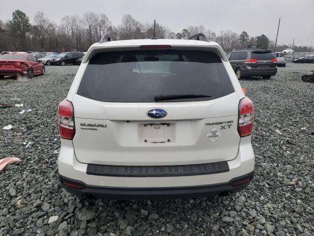  SUBARU FORESTER 2015 Белый