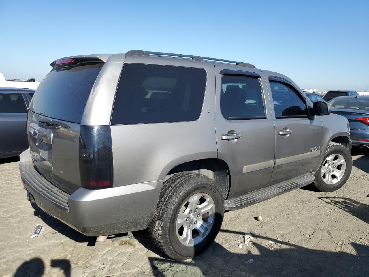 2007 Chevrolet Tahoe - Image 3