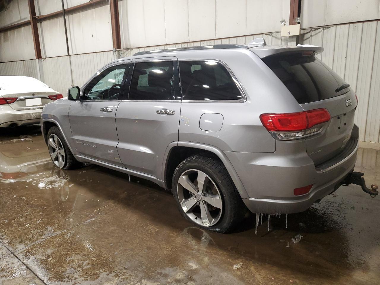 2015 Jeep Grand Cherokee - Image 2