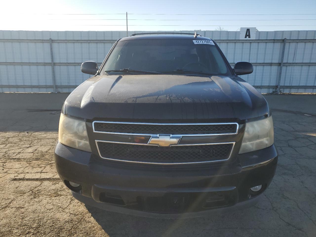 2009 Chevrolet Tahoe - Image 5