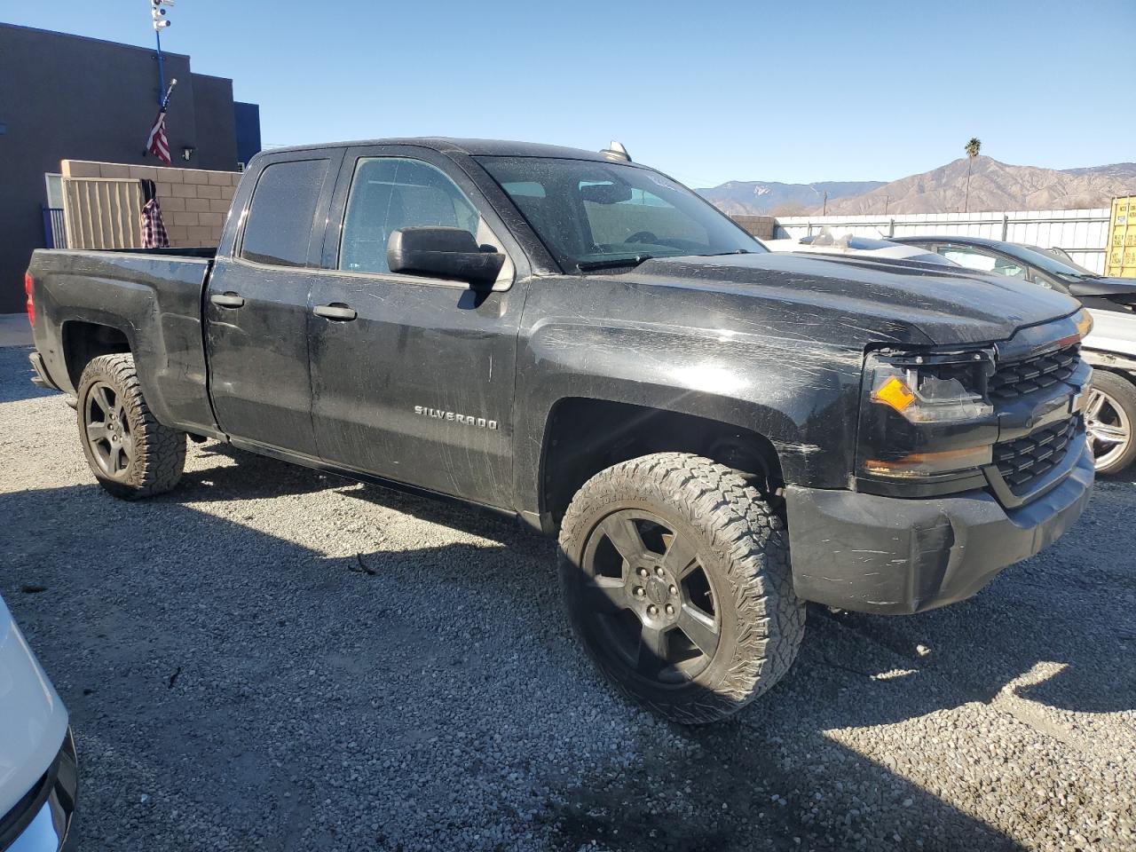 2017 Chevrolet Silverado - Image 4