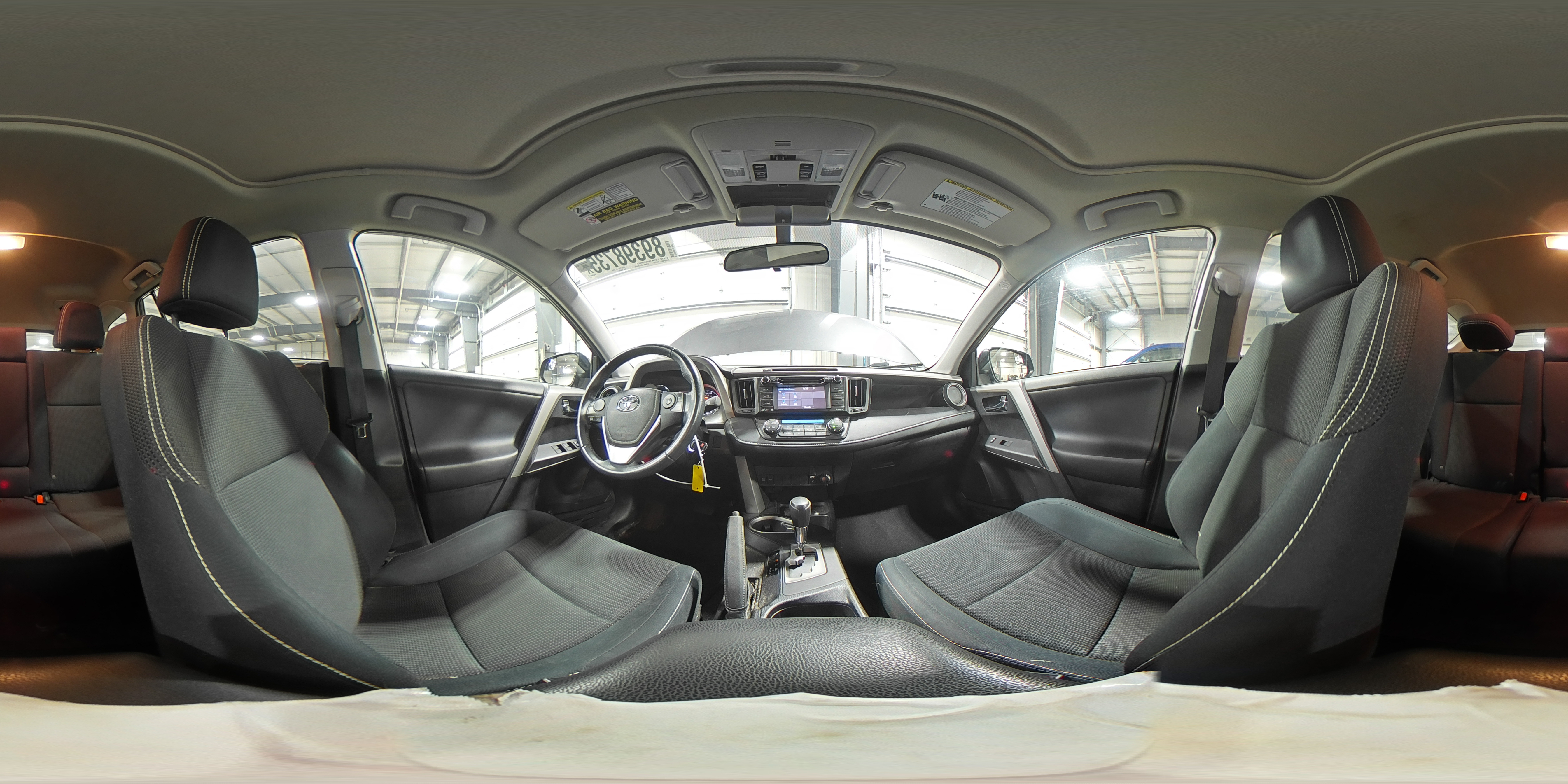 2016 Toyota RAV 4 - Image 15