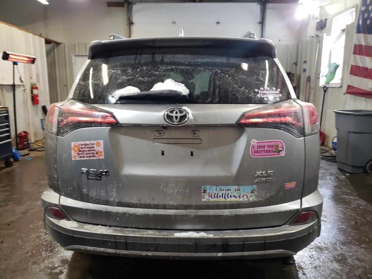 2018 Toyota RAV 4 - Image 6