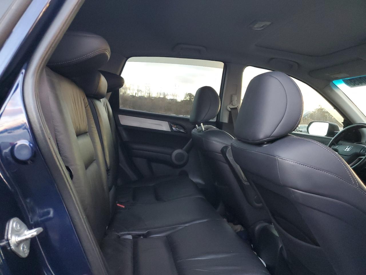 2010 Honda CR-V - Image 11
