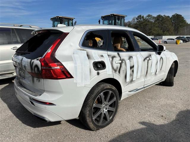  VOLVO XC60 2021 Белы